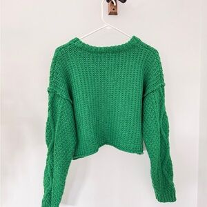 Oliveaceous Green Chunky Knit Cropped Sweater – Size M